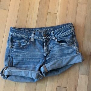 Jean American eagle shorts